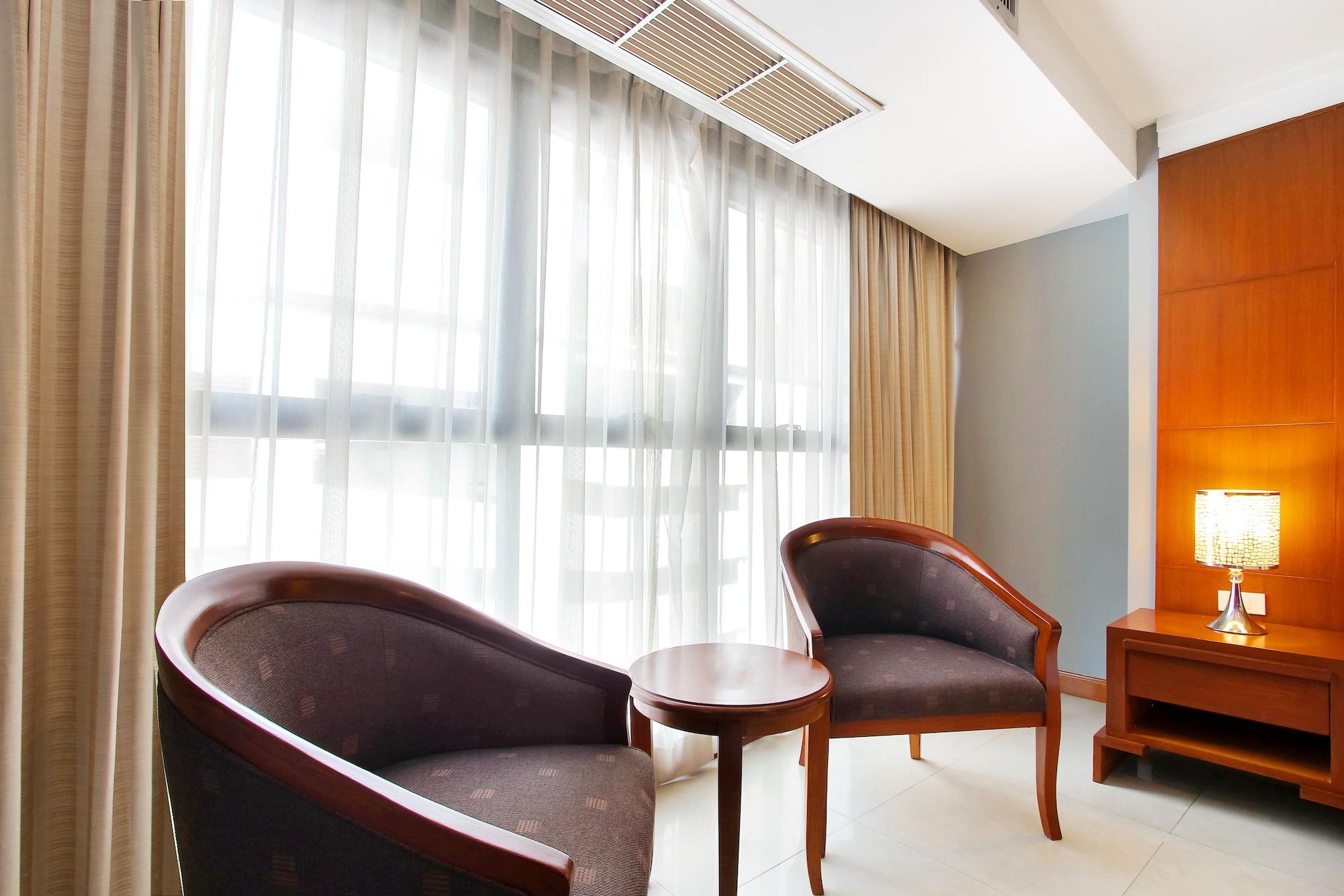 Bally Sukhumvit Khách sạn 3*