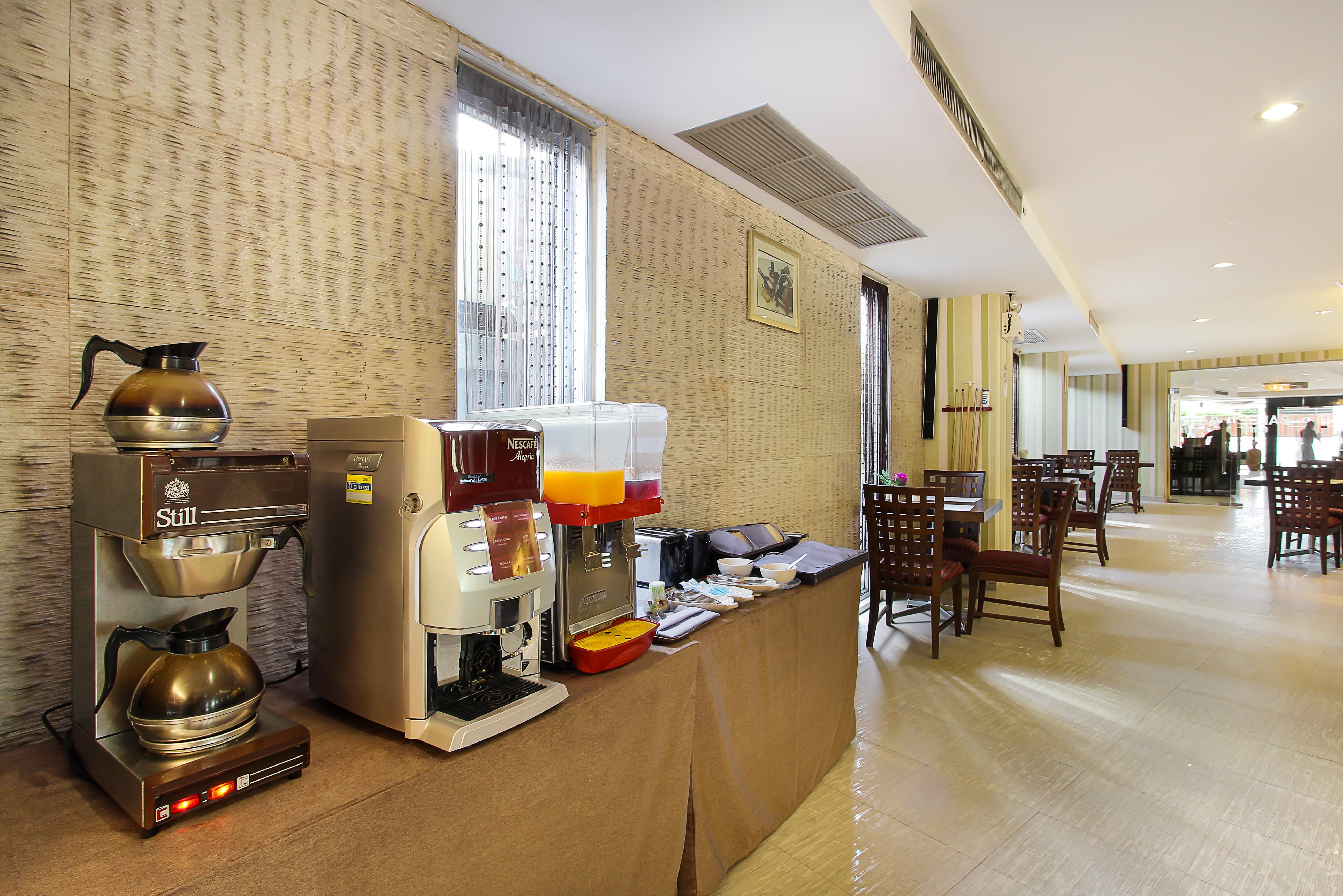 Bally Sukhumvit Khách sạn 3*
