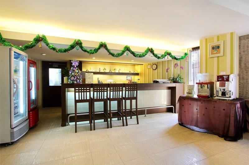 Khách sạn Bally Sukhumvit
